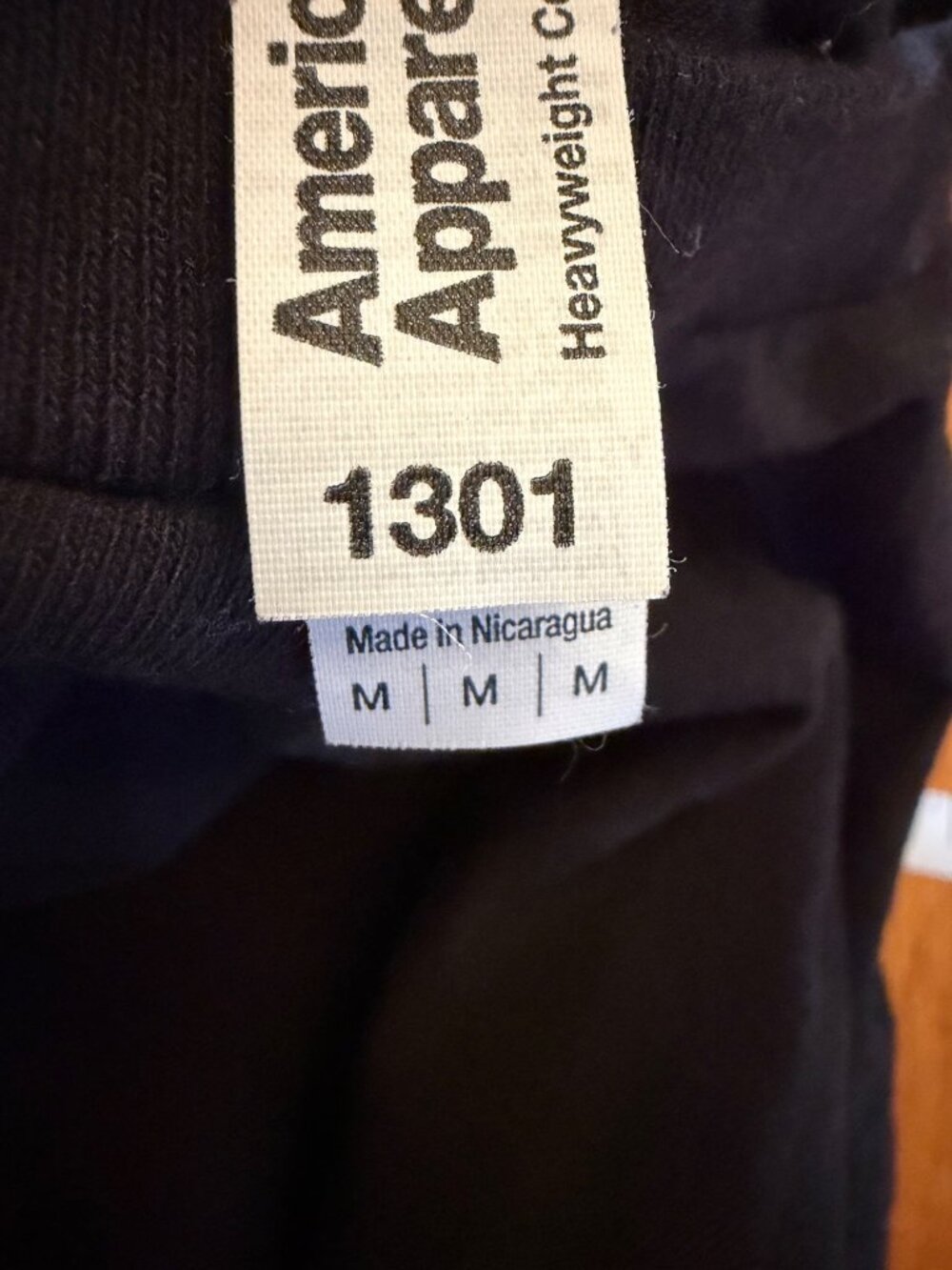 American Apparel Black Short Sleeve T Shirt Men M Made In Nicaragua - Picture 3 of 3